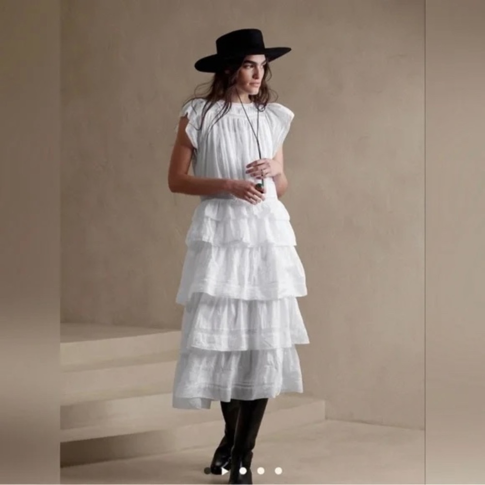 Banana republic Selene embroidered midi dress white sold out on website XS